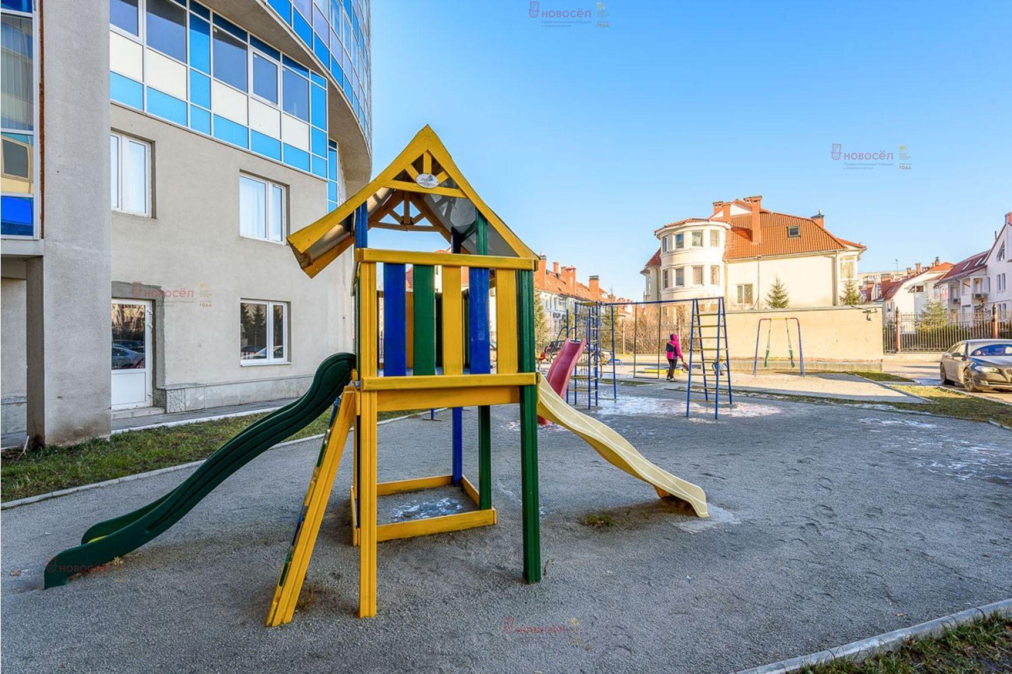 Купить студию за 6 286 000 рублей на Большакова 25