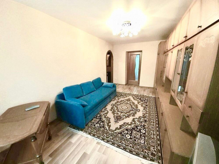 2-комн квартира Чкалова ул, 57