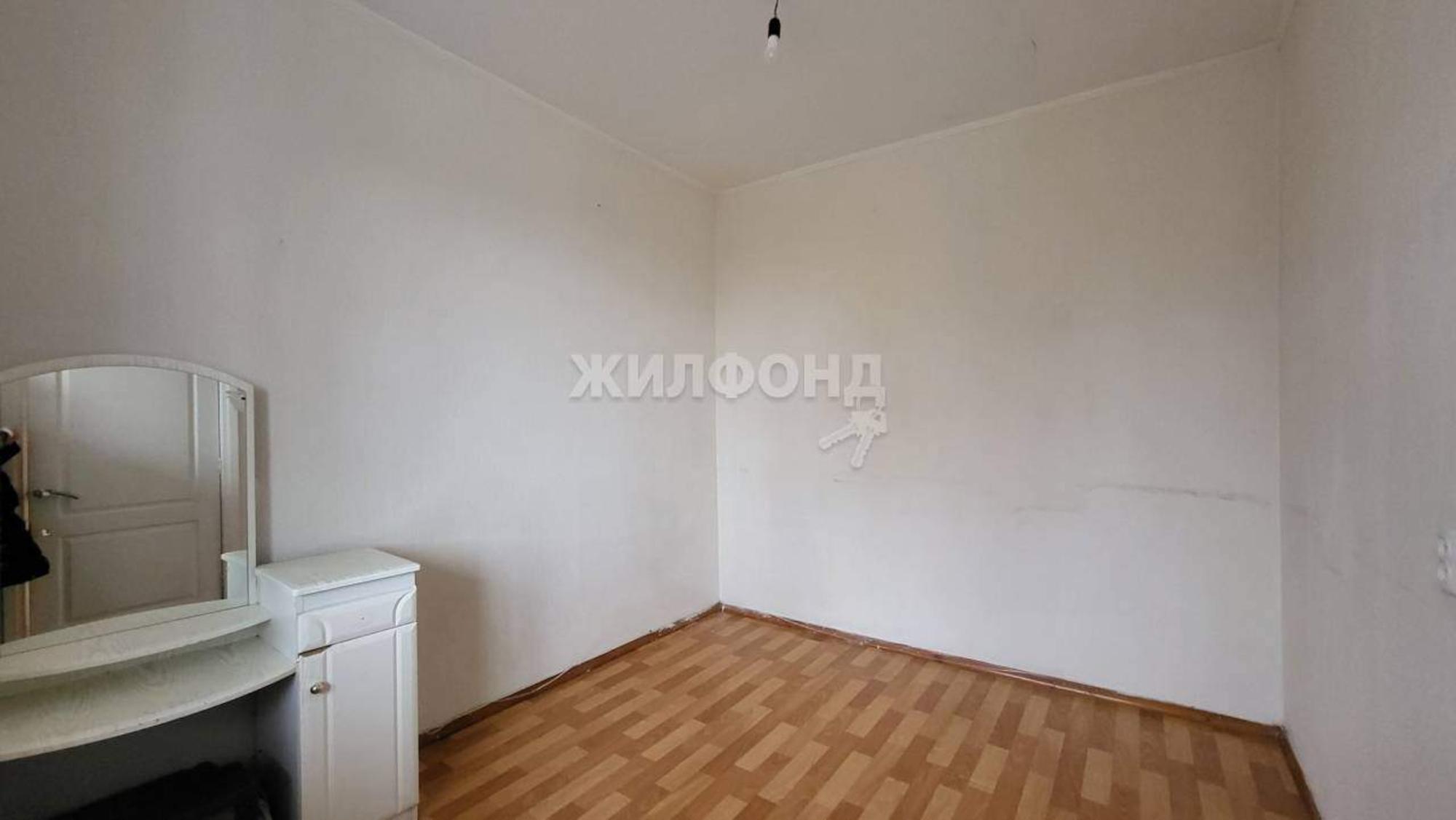 Купить квартиру за 6 990 000 рублей на Есенина улица, д.10/2