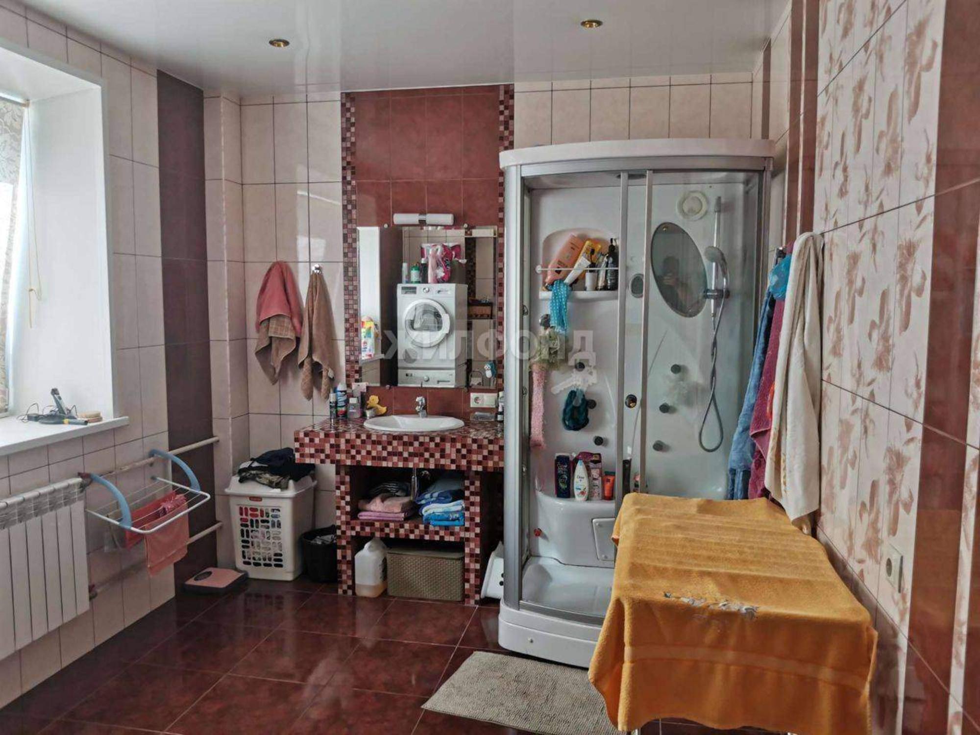 Купить дачу, дом, коттедж за 19 400 000 рублей на Новая улица
