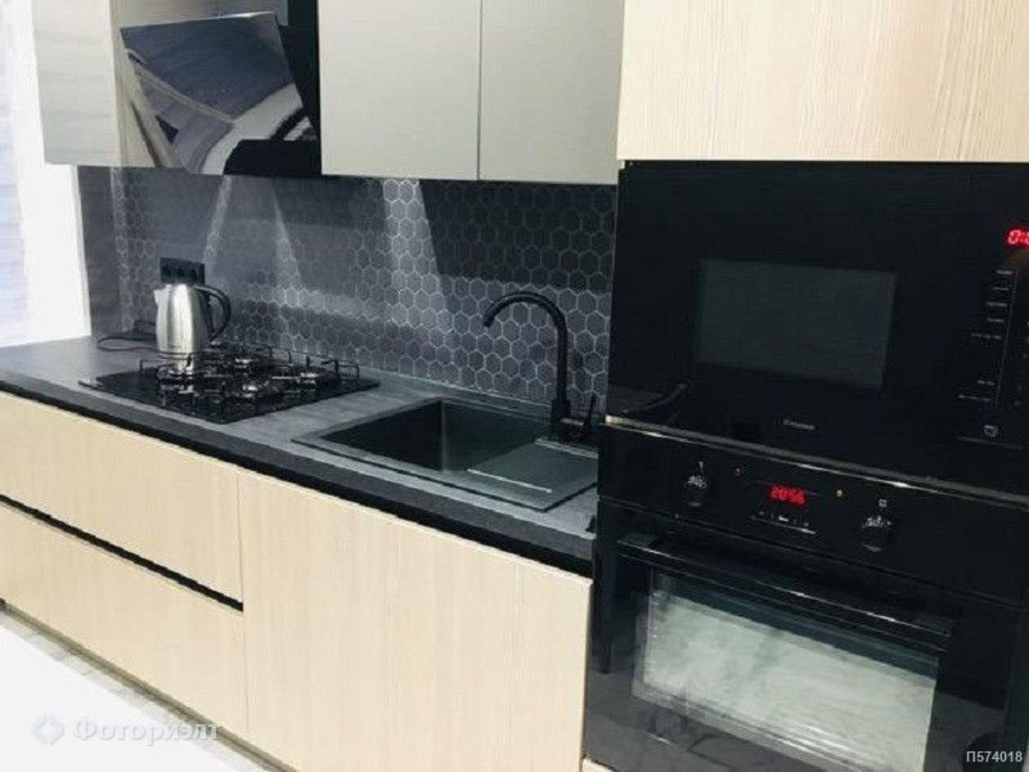 Купить квартиру за 6 650 000 рублей на Строителей пр-кт, 6А