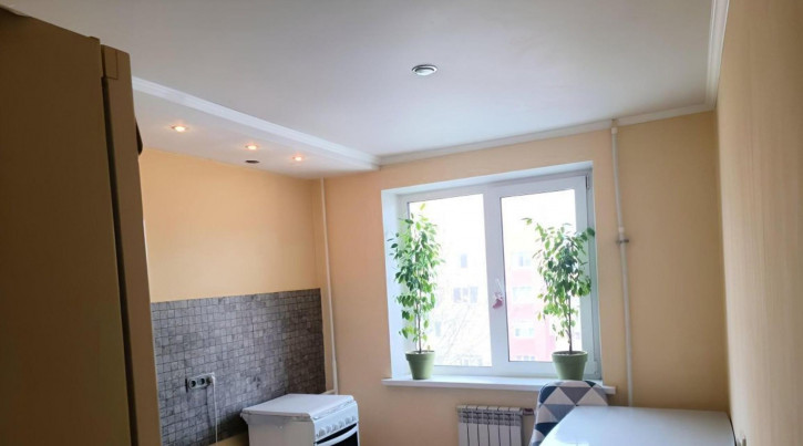 3-комн квартира им Батавина П.Ф. ул., 6