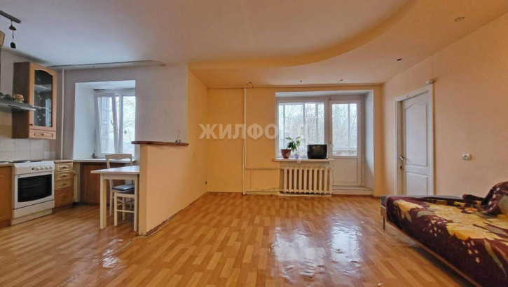 4-комн квартира Есенина улица, д.10/2