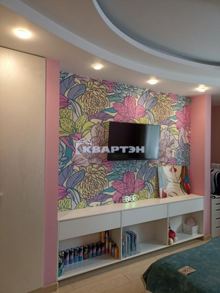 3-комн квартира Линейная, 53/1