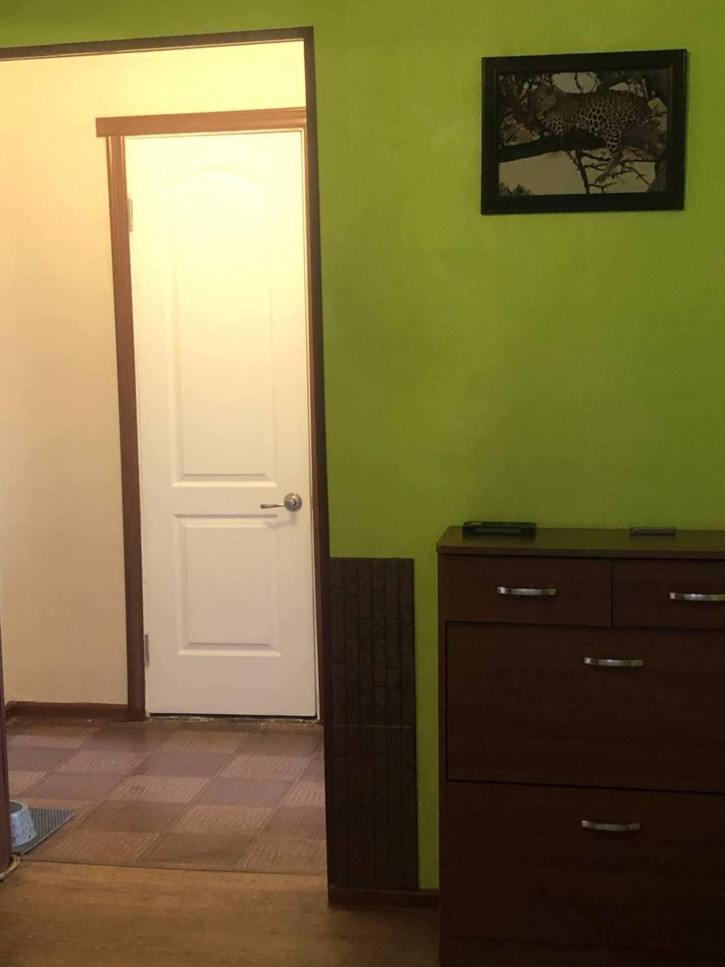3-комн квартира Дружбы Народов пр-кт, 90