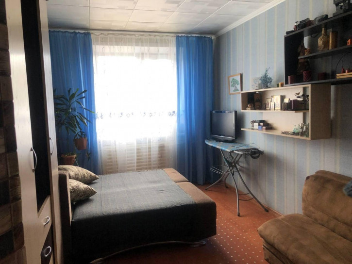 3-комн квартира Дружбы Народов пр-кт, 90