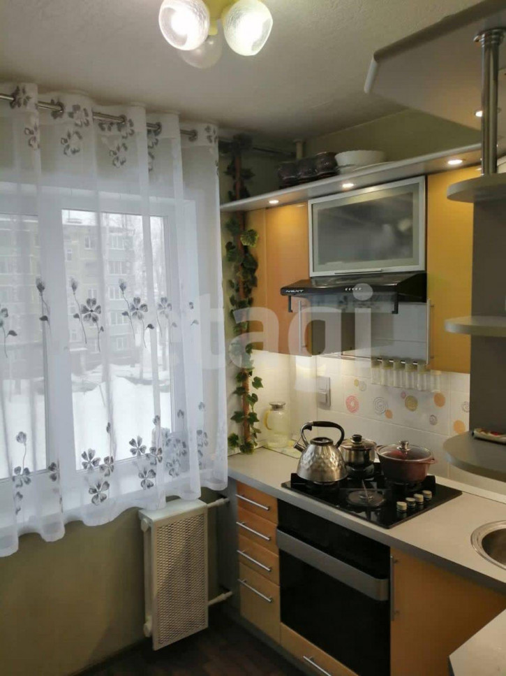 2-комн квартира Черноречье мкр., 20