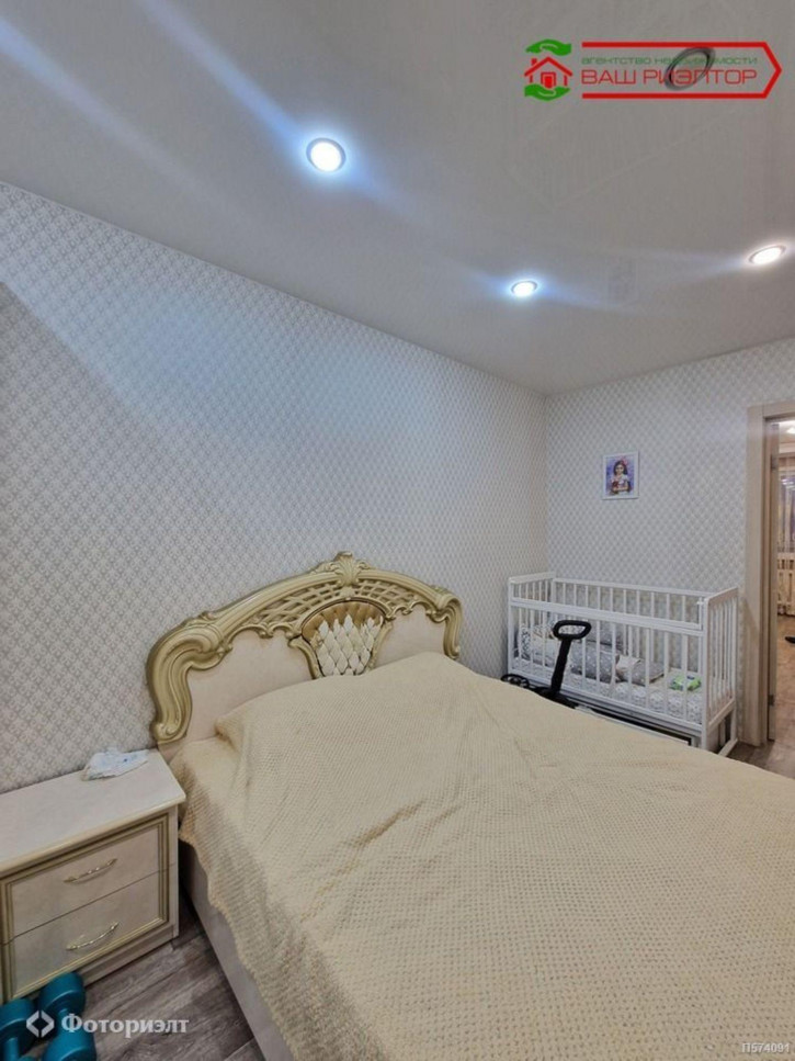 3-комн квартира Строителей пр-кт, 20