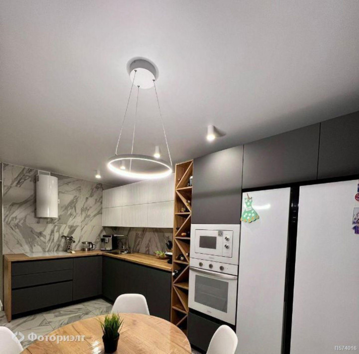 3-комн квартира Тархова ул, 29Б