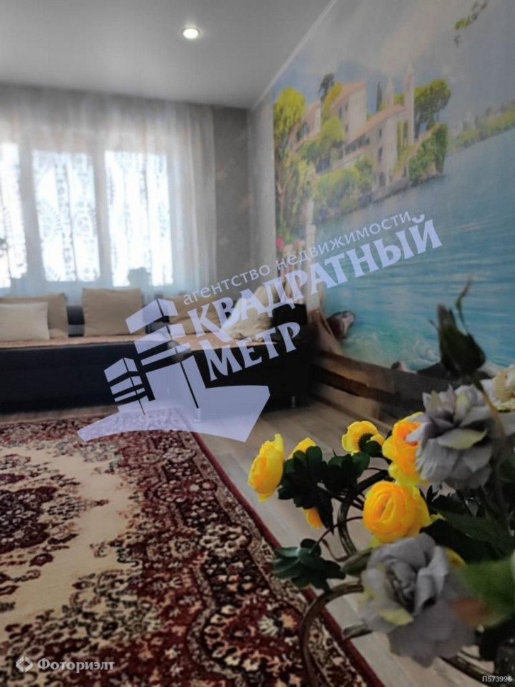 3-комн квартира Братьев Захаровых ул, 142