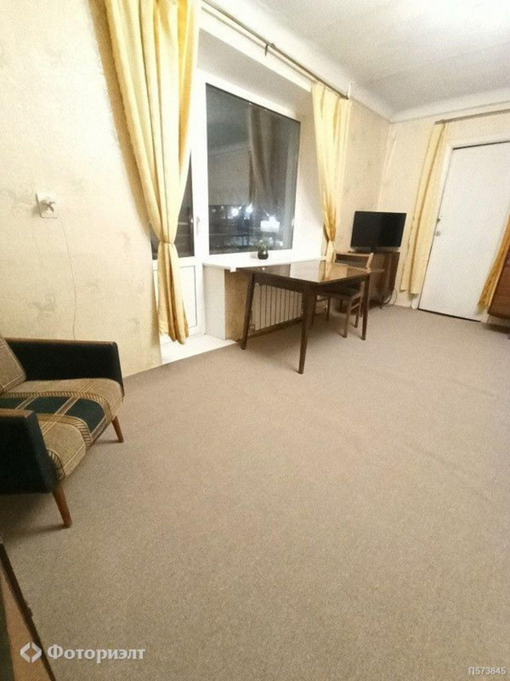 3-комн квартира Московское ш, 1