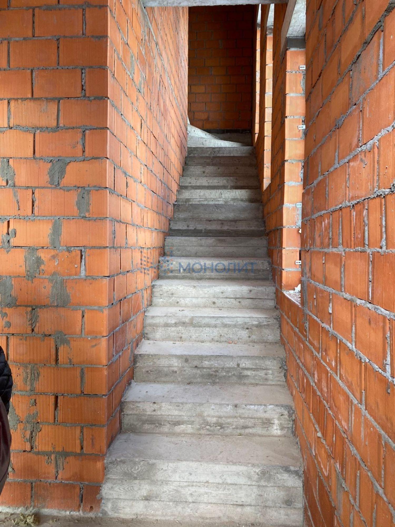 Купить дачу, дом, коттедж за 9 380 000 рублей на Цветочная ул