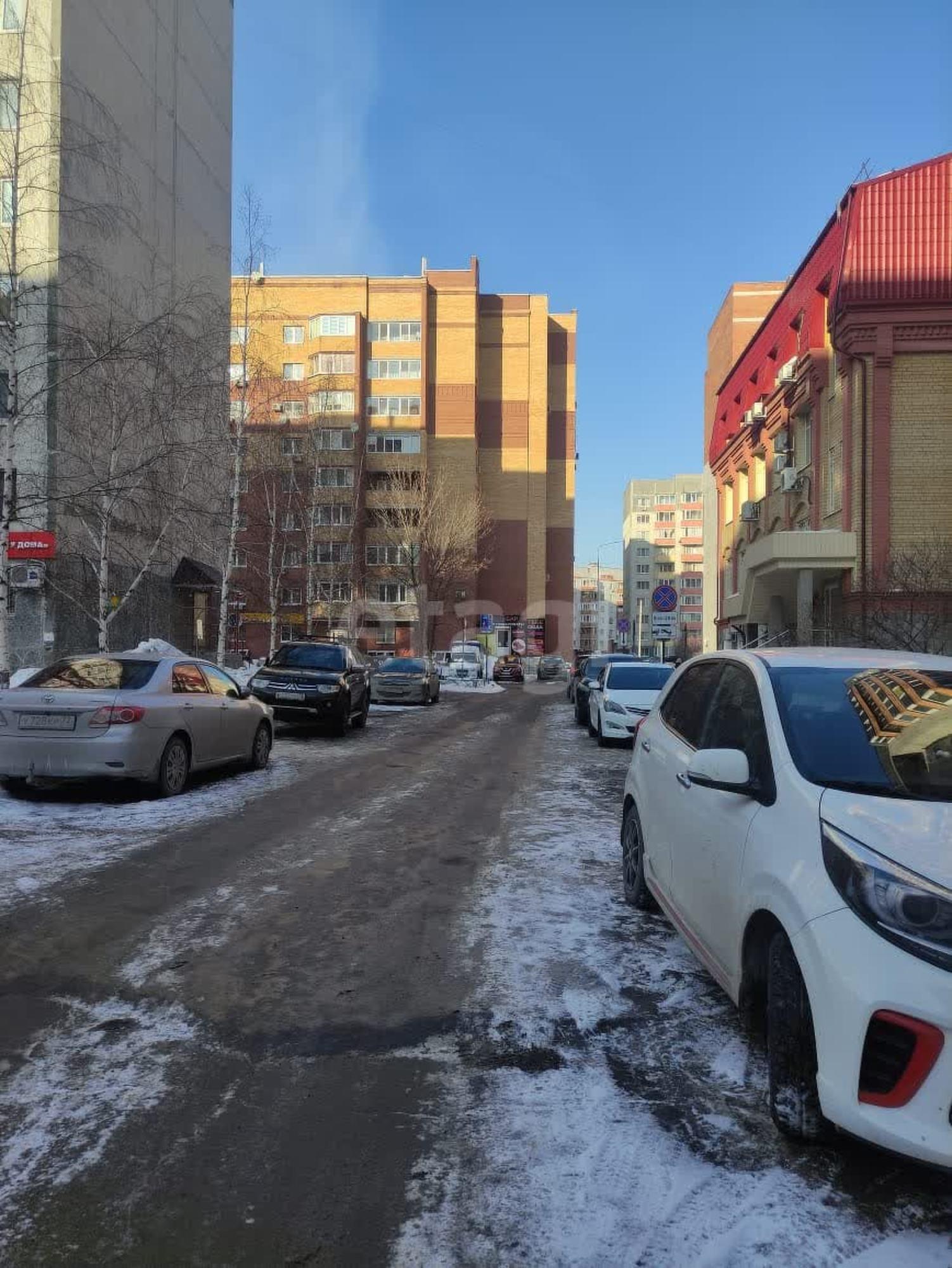 Купить торговое помещение за 13 500 000 рублей на Широтная 132
