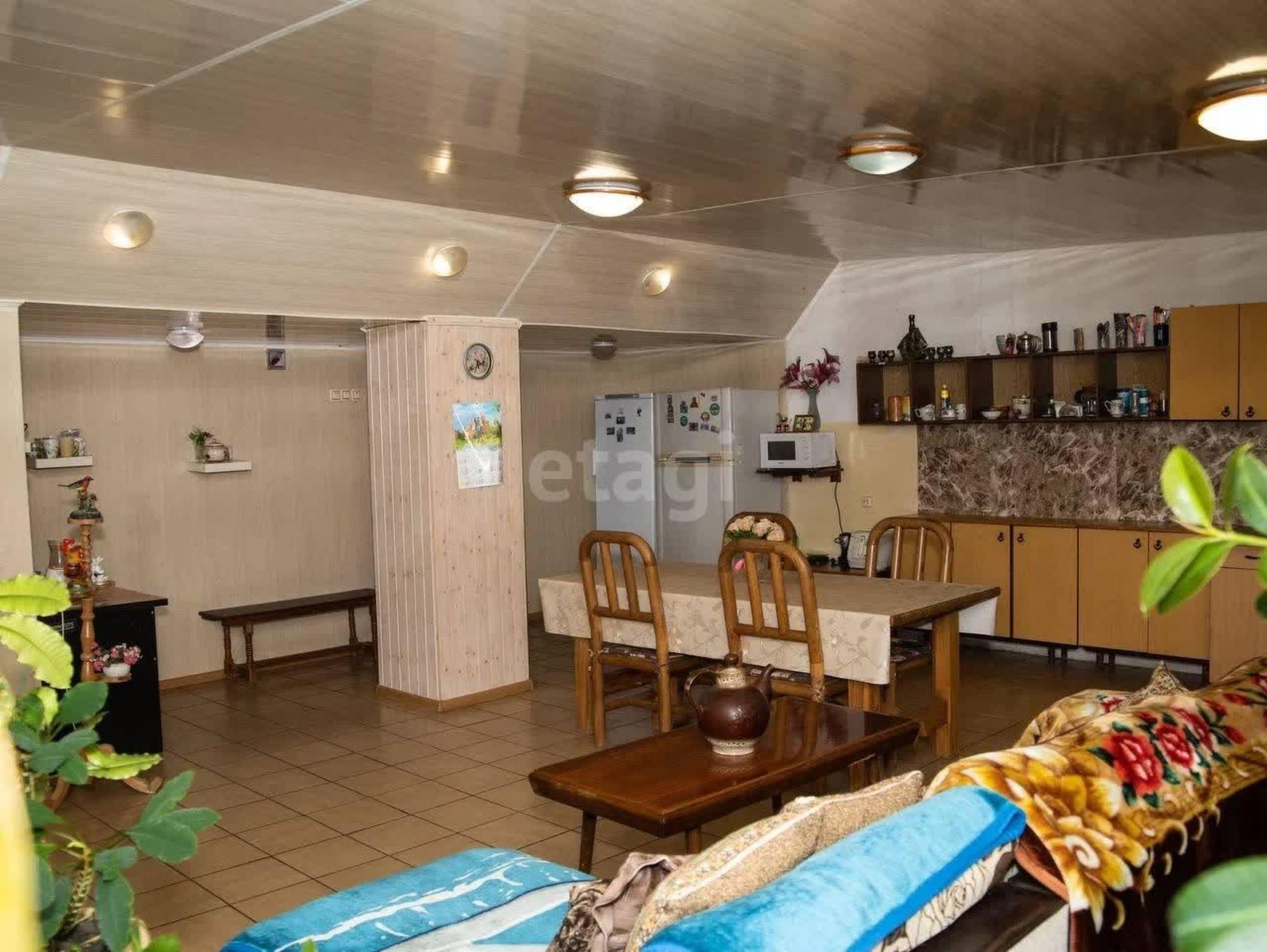 Купить дачу, дом, коттедж за 15 200 000 рублей на Жемчужная,