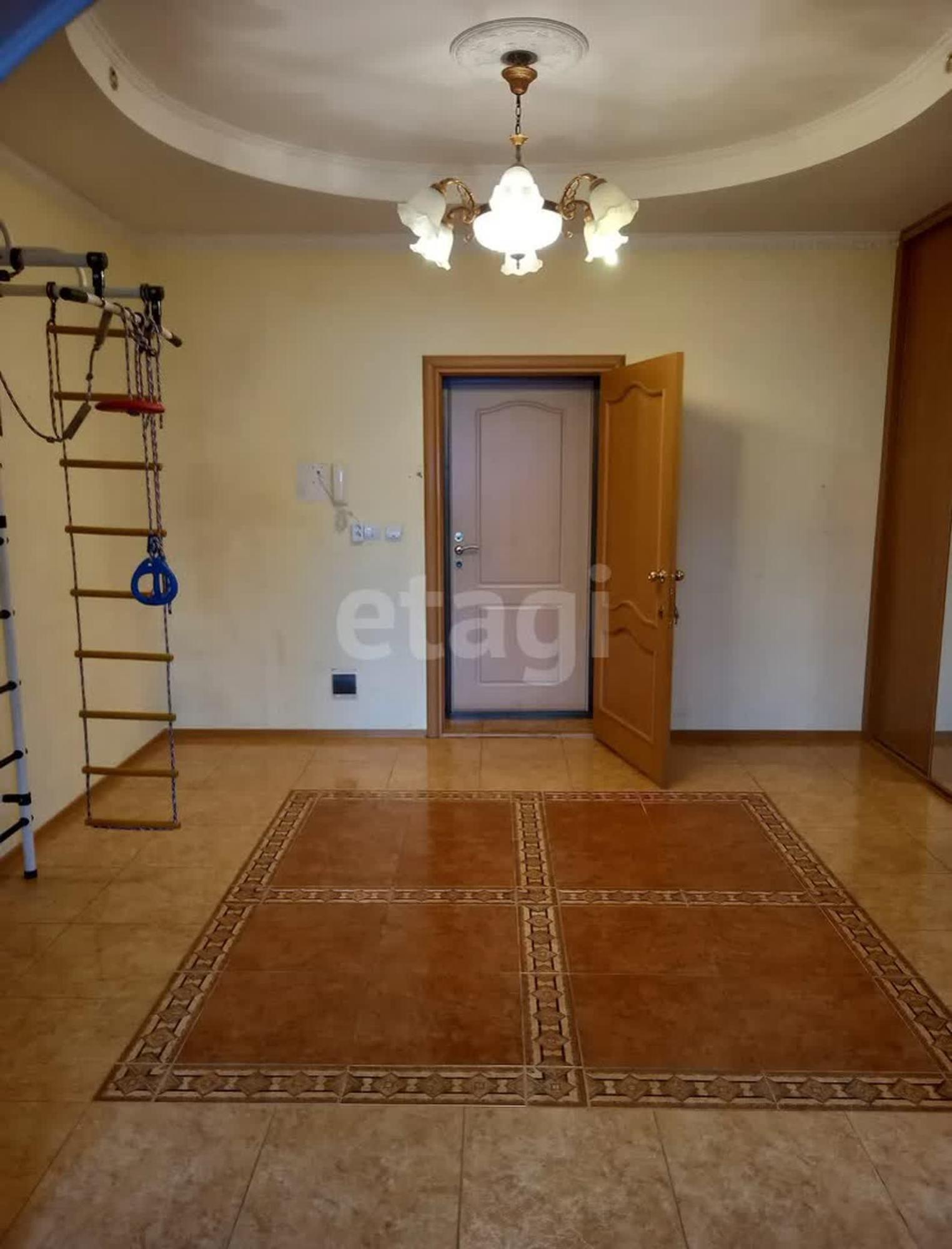 Купить квартиру за 17 990 000 рублей на Шиллера, 46/3