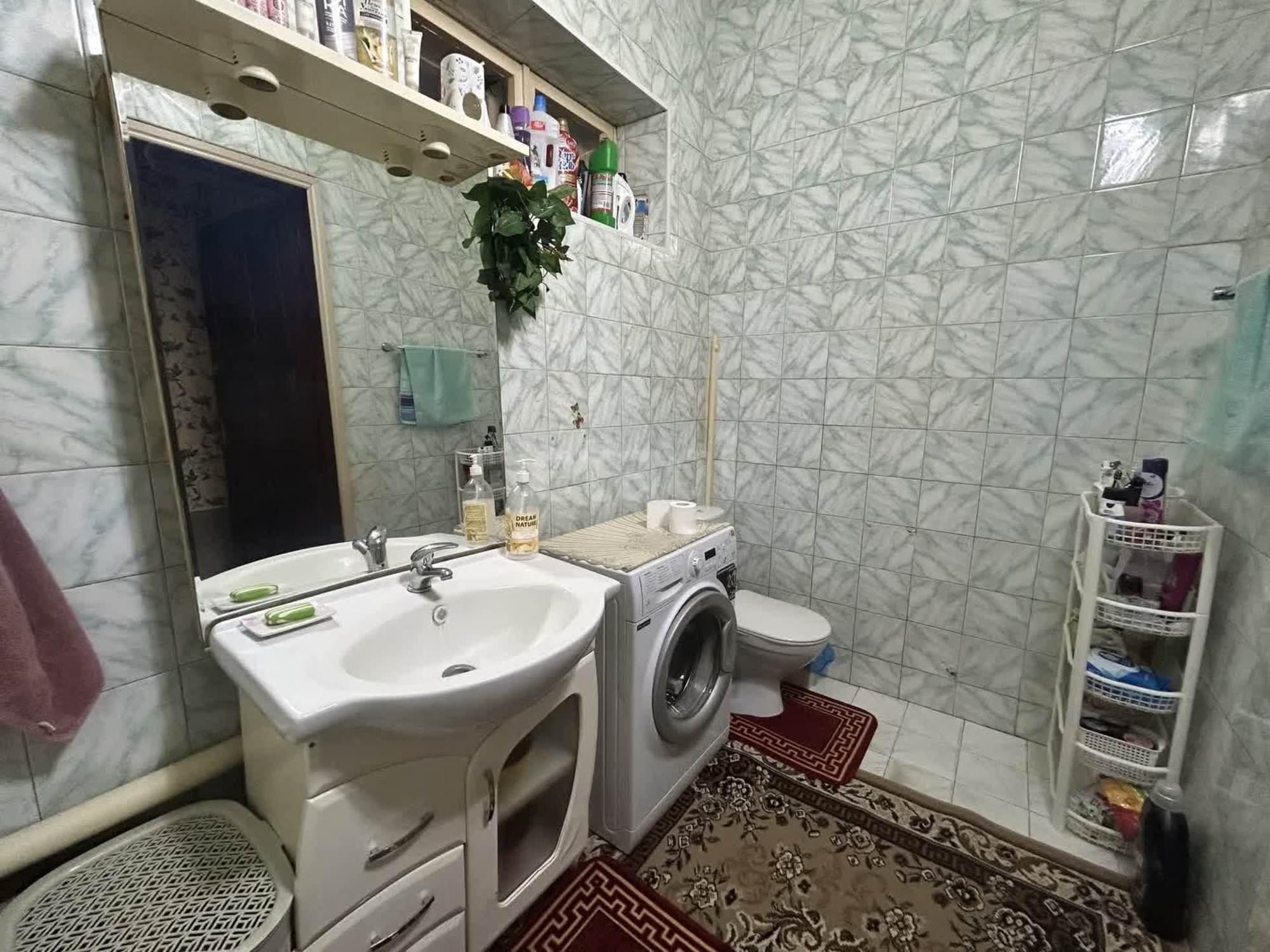 Купить дачу, дом, коттедж за 16 500 000 рублей на Уктус,Патриотов 45