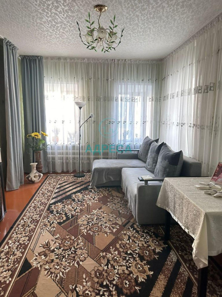 3-комн квартира 1 Мая ул, 12