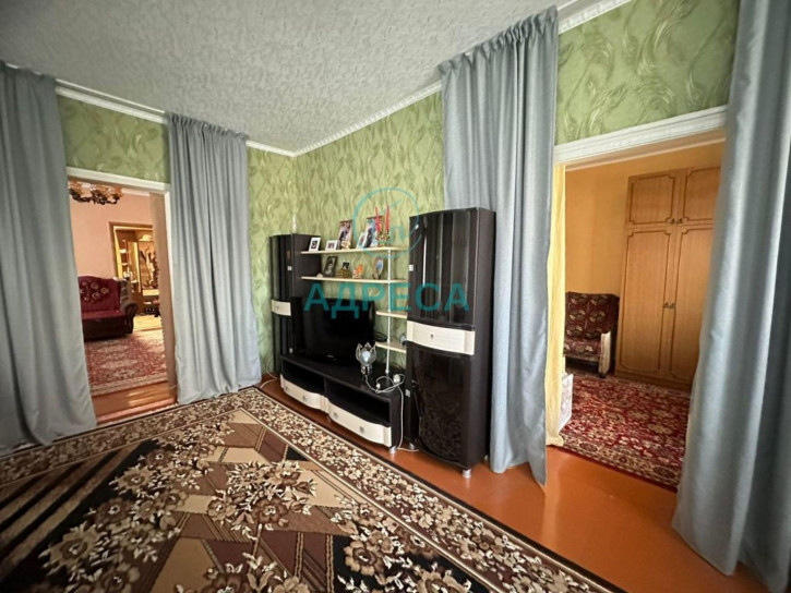3-комн квартира 1 Мая ул, 12