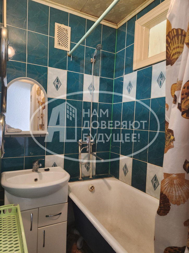 2-комн квартира улица Ленина, 107