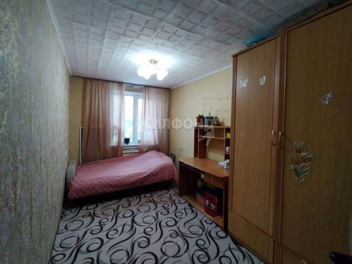 Комната Доватора улица, д.25/1