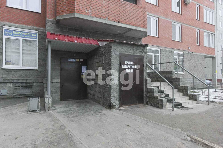 2-комн квартира Дианова, 16