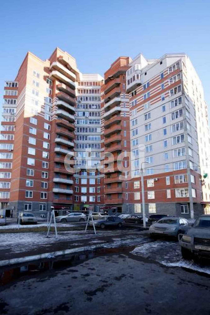 2-комн квартира Дианова, 16