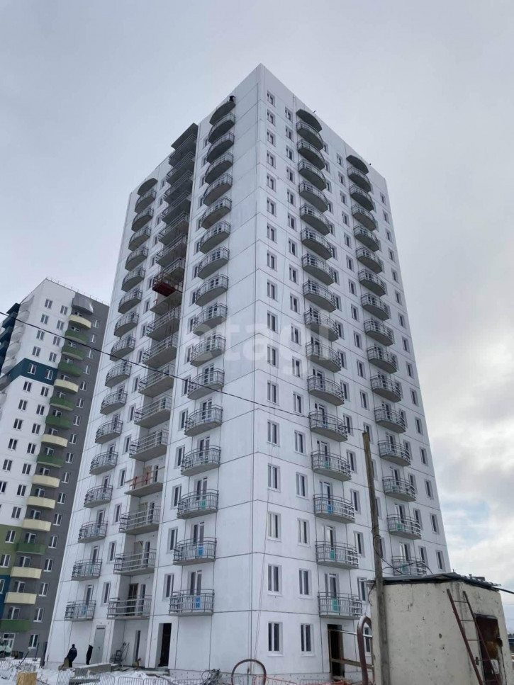 1-комн квартира в новом доме Героев космоса, 13