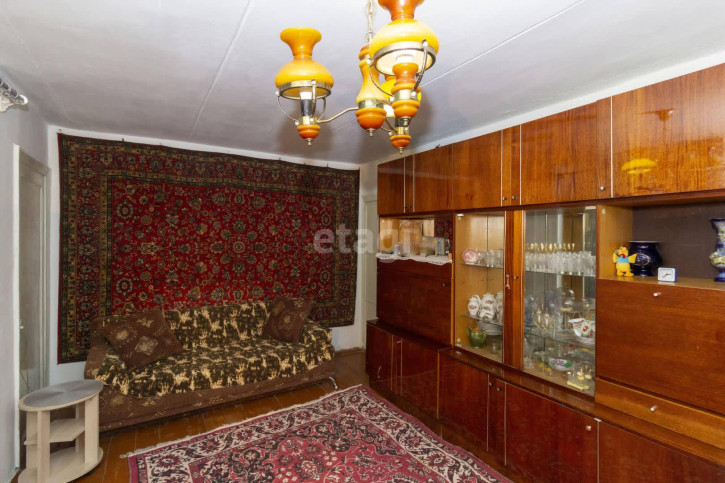 2-комн квартира Колхозная, 2