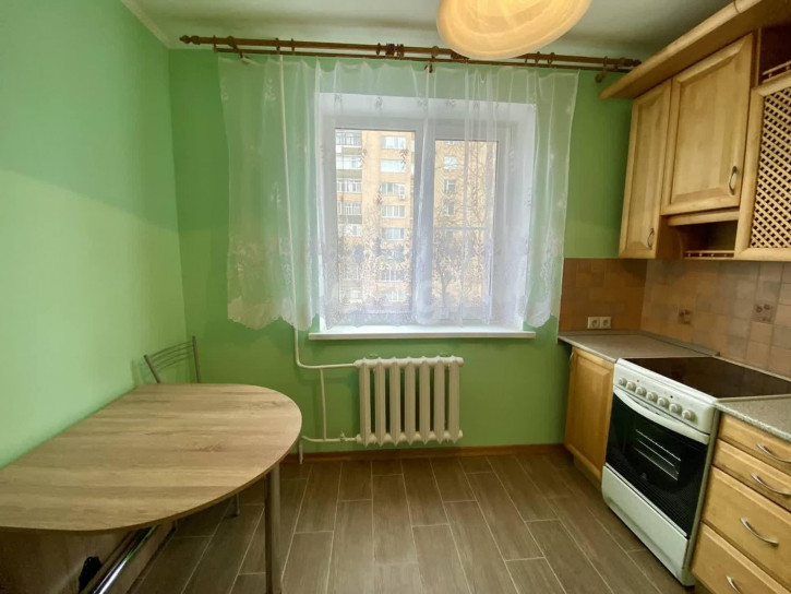 1-комн квартира Ялуторовская, 12