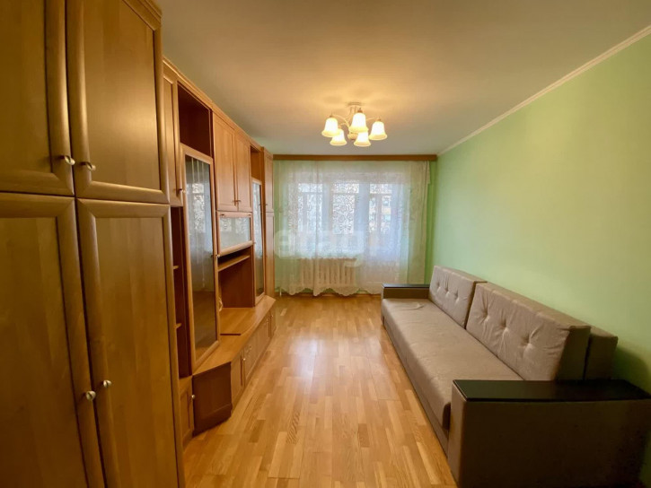 1-комн квартира Ялуторовская, 12