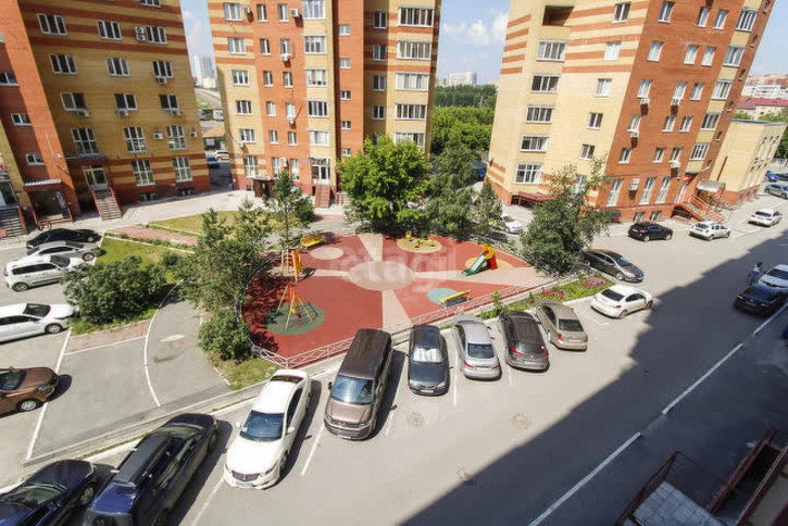 2-комн квартира Клары Цеткин, 61/6