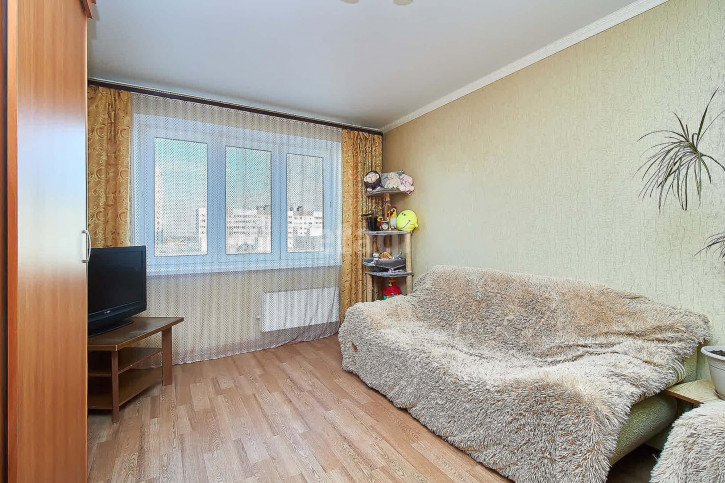 2-комн квартира Вересковая, 17