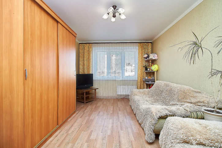 2-комн квартира Вересковая, 17