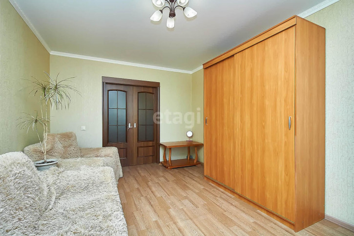 2-комн квартира Вересковая, 17