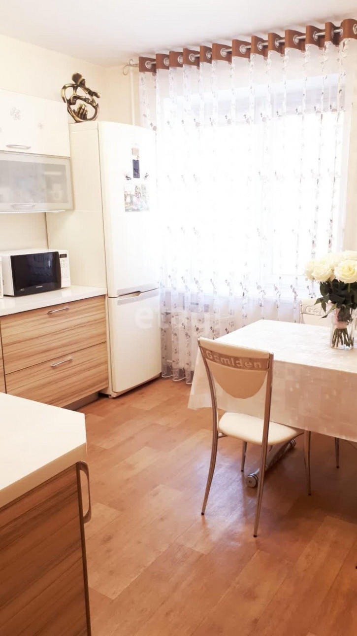 3-комн квартира Эрвье, 10/1