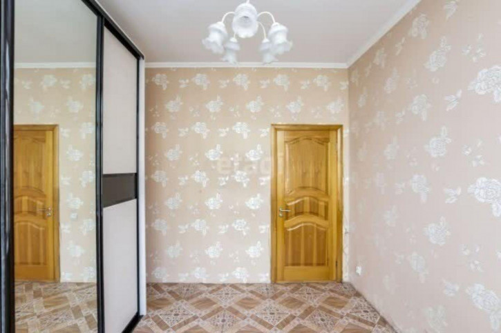 3-комн квартира Кузнецова, 16