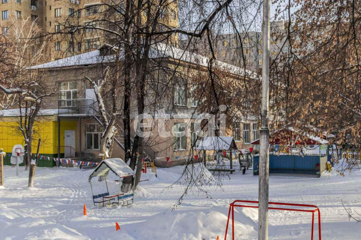 2-комн квартира Осипенко, 84