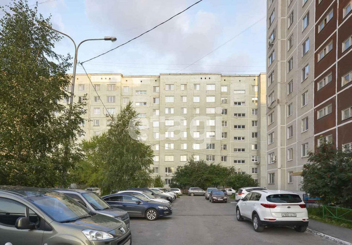 2-комн квартира Мельникайте, 136