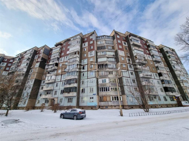 4-комн квартира Взлетная, 28