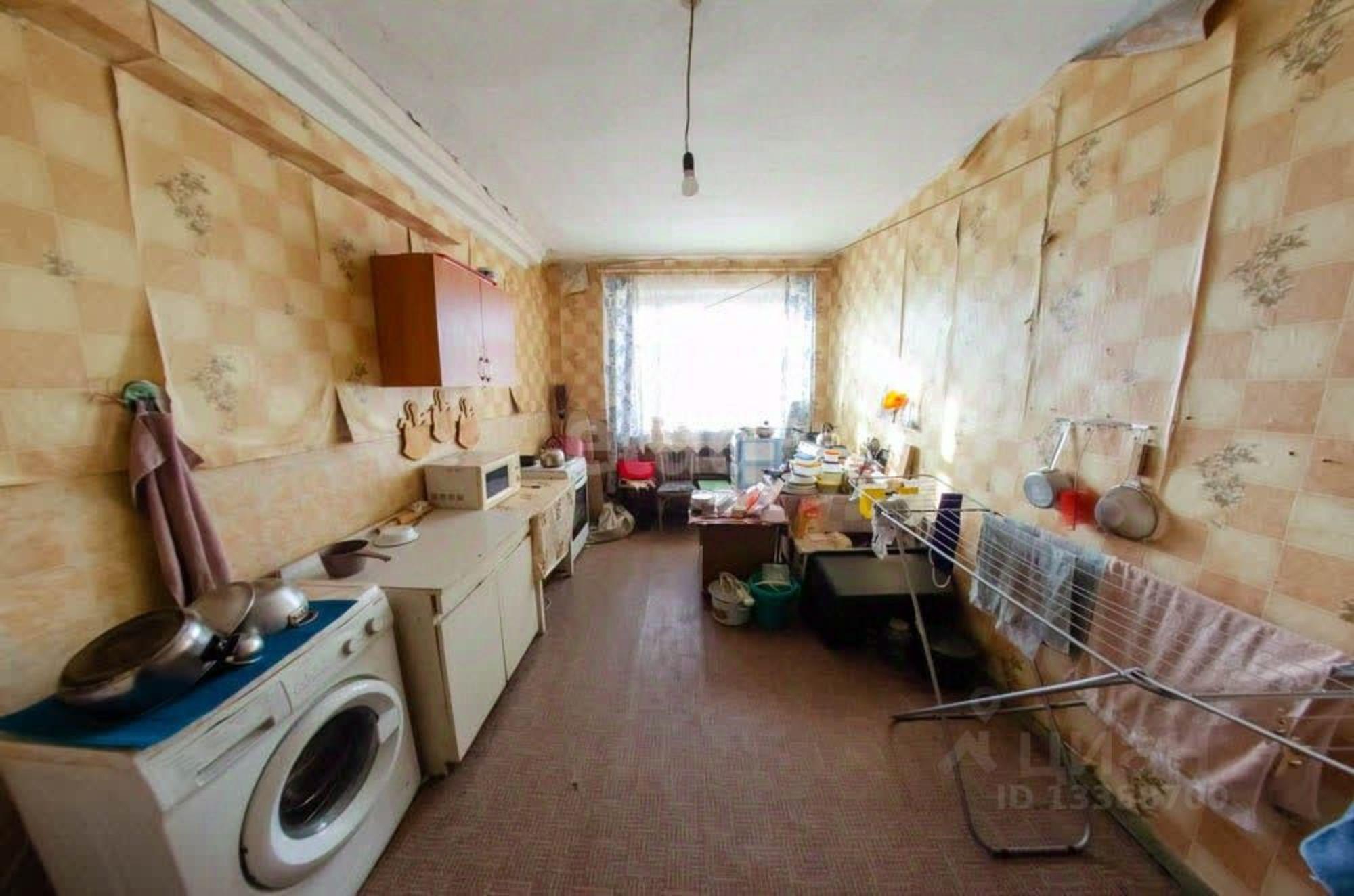 Купить комнату за 385 000 рублей на улица Орджоникидзе, 3