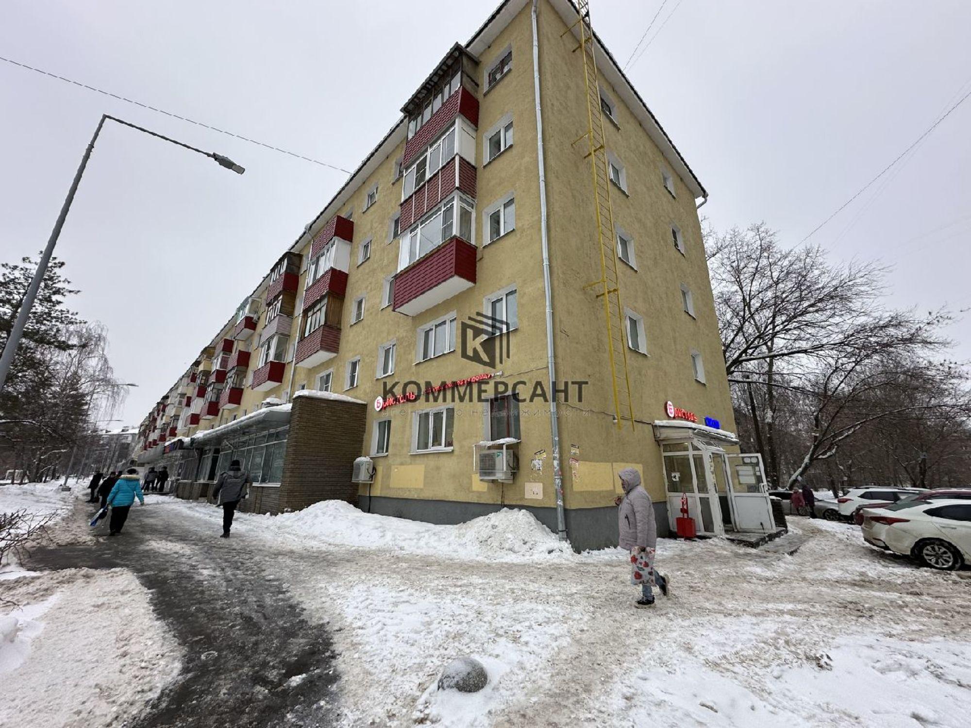 Сдать торговое помещение за 40 000 рублей на проспект Ленина, 28