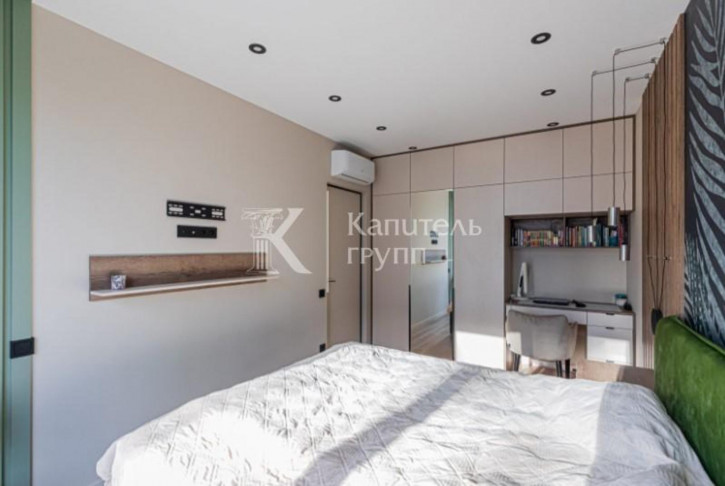 3-комн квартира улица Газовиков, 73к4