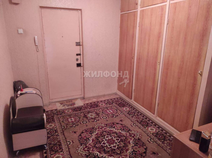 3-комн квартира Дзержинского проспект, д.12