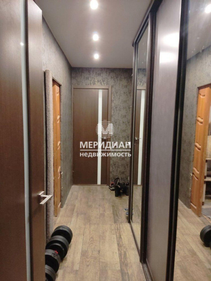 2-комн квартира Островского ул, 10