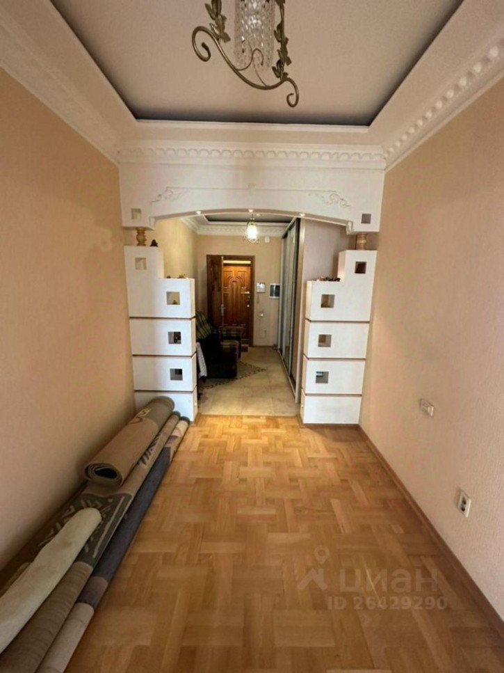 3-комн квартира ул Горького, 70,  д. 70