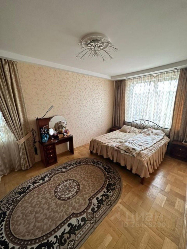 3-комн квартира ул Горького, 70,  д. 70