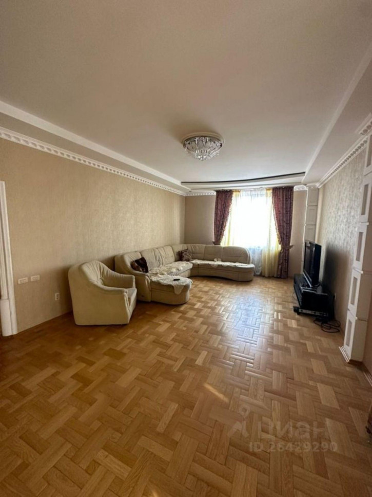 3-комн квартира ул Горького, 70,  д. 70