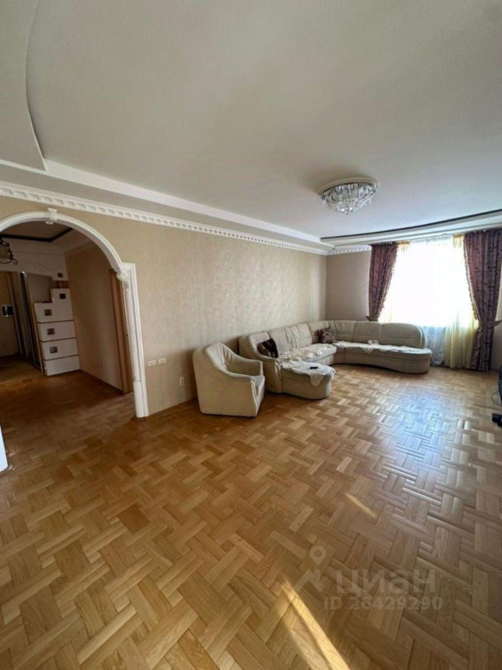 3-комн квартира ул Горького, 70,  д. 70