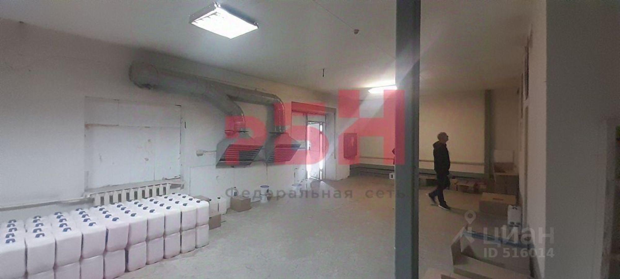 Сдать складское помещение за 52 800 рублей на ул Майская, 1