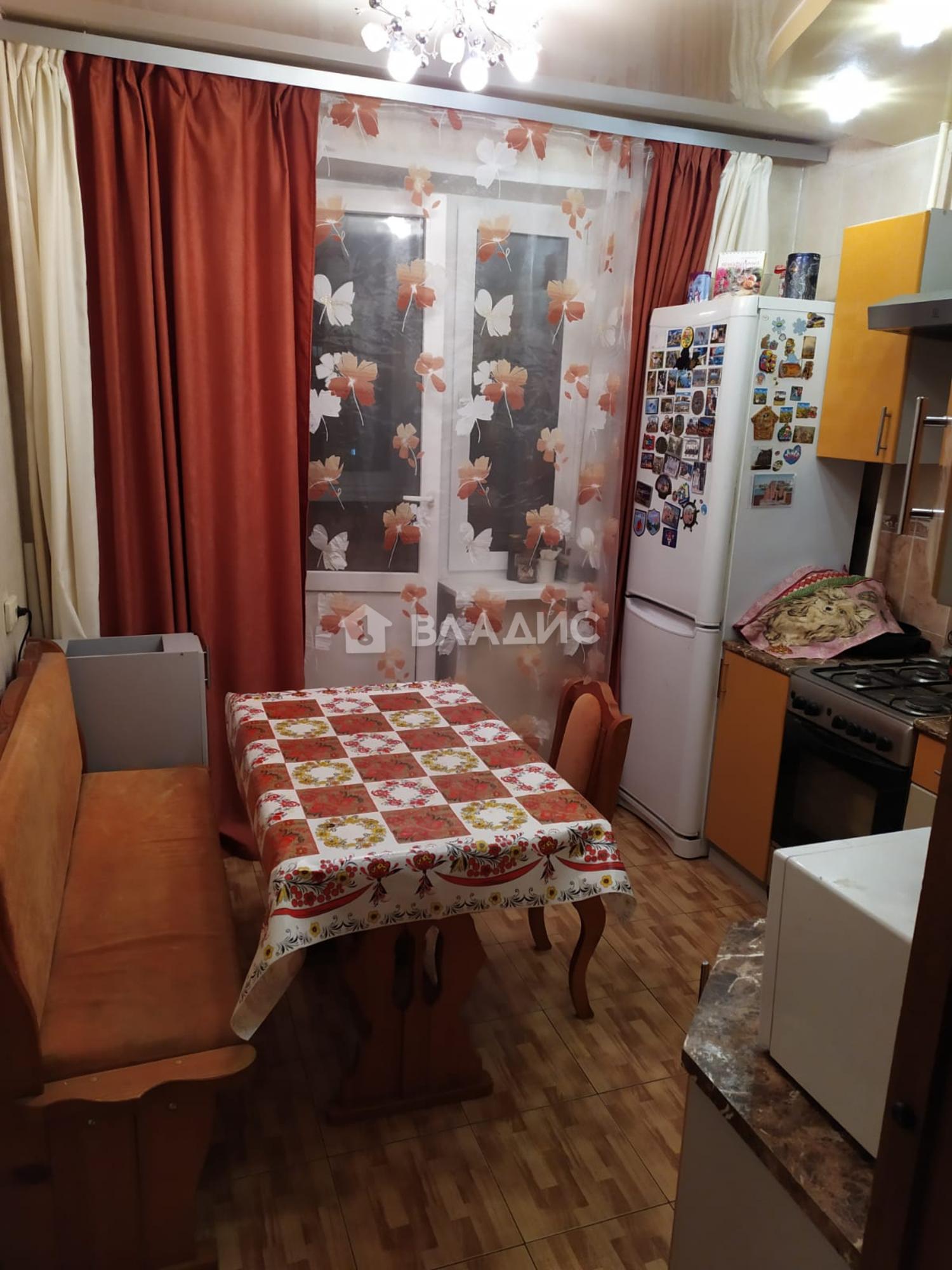 Сдать квартиру за 35 000 рублей на улица Лакина